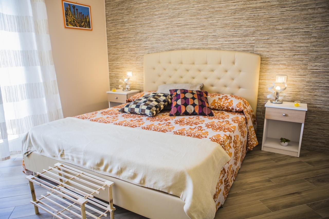 Le Notti Di Morfeo Bed and Breakfast San Leone Exteriör bild