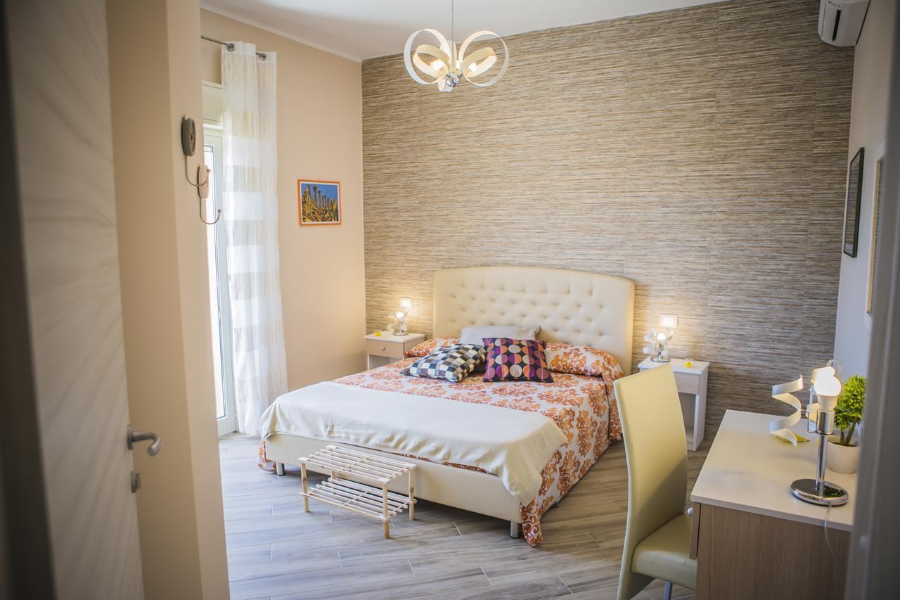 Le Notti Di Morfeo Bed and Breakfast San Leone Exteriör bild